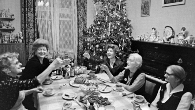 Новогоднее меню из холодного 1973-го… За какой стол садилась ваша семья?